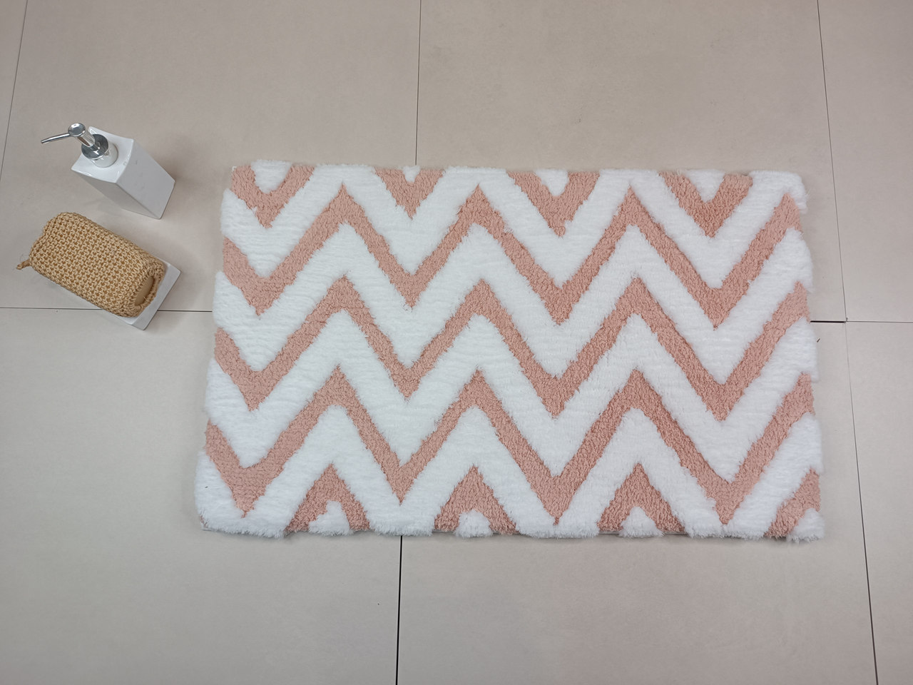 RXDJ250314 Tufted Memory Foam Bath Mat
