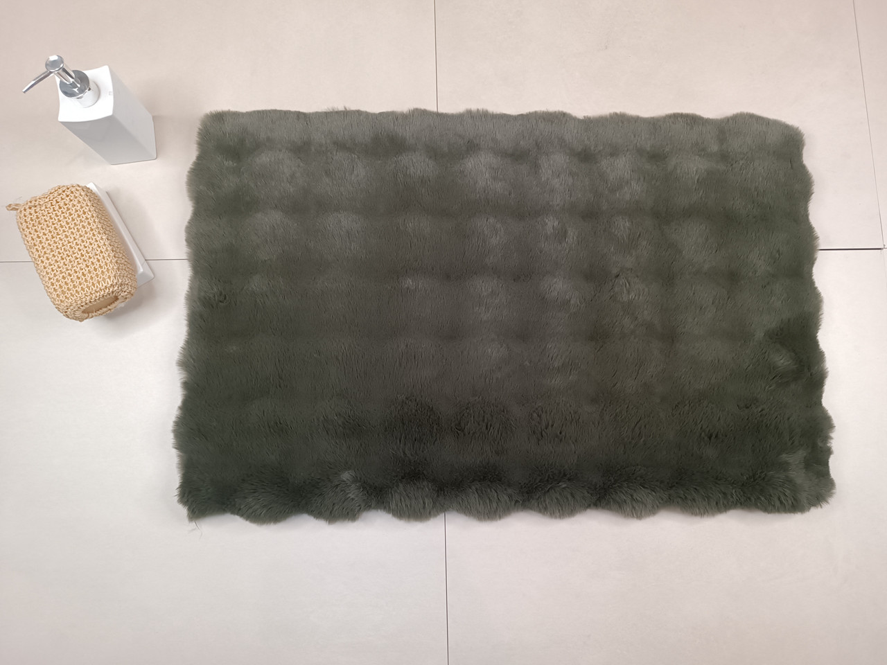 KM260209 Bobble Rabbit Fur Memory Foam Bath Mat