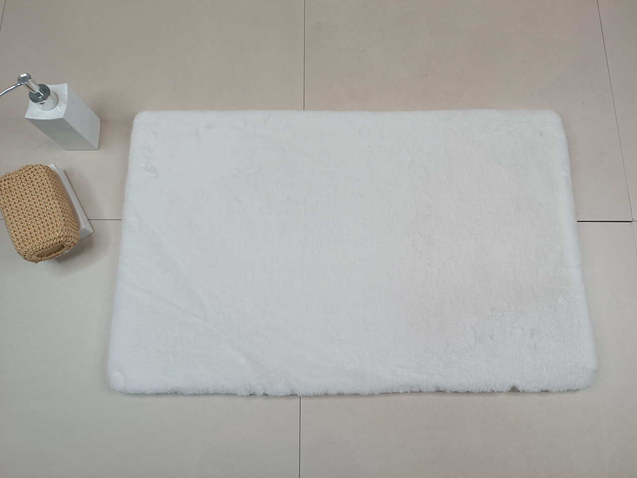 RXXL2595 Rabbit Fur Memory Foam Bath Mat
